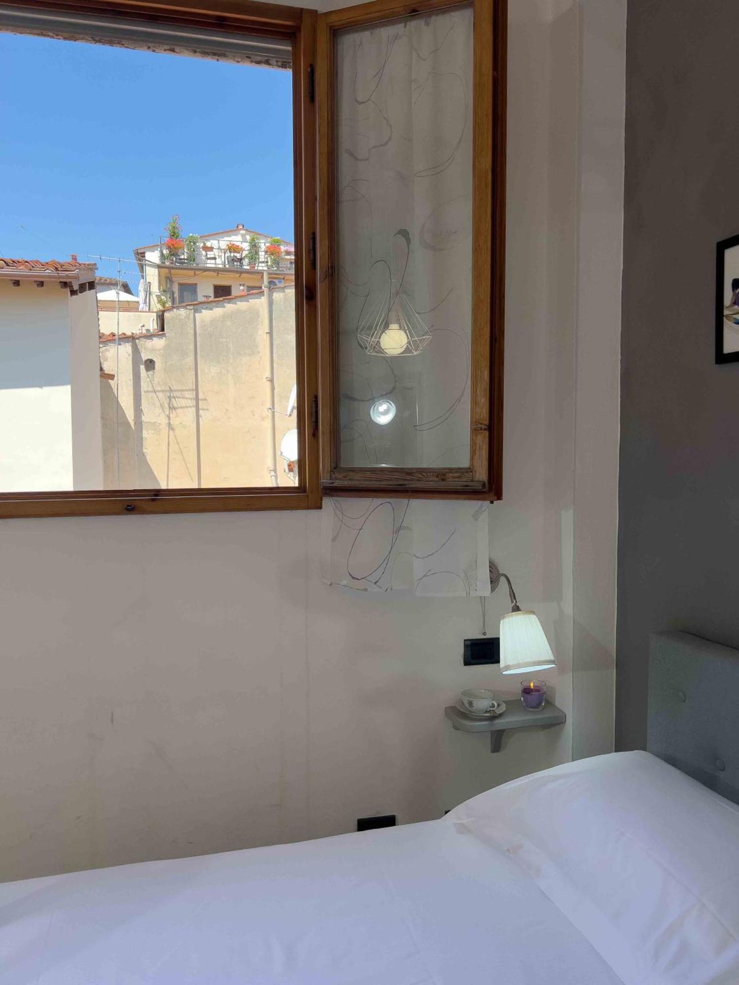 Lezioso, Apartments In Firenze Bagian luar foto